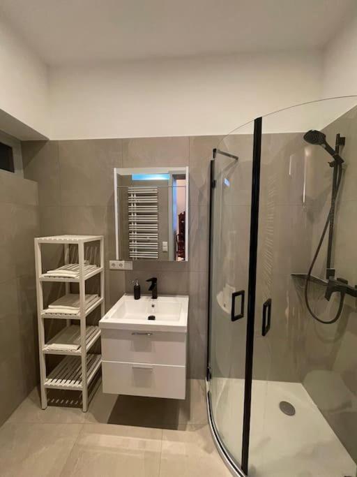 Ferienwohnung - Schweriner Altstadt - Fewo 9 شفيرين المظهر الخارجي الصورة